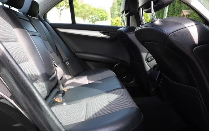 Mercedes-Benz Klasa C cena 36900 przebieg: 231000, rok produkcji 2008 z Borek Wielkopolski małe 379